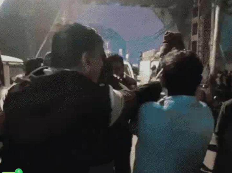 प्रॉपर्टी डीलर ने दरोगा-सिपाही