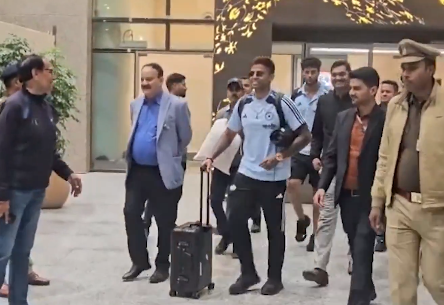 भारतीय टीम पहुंची