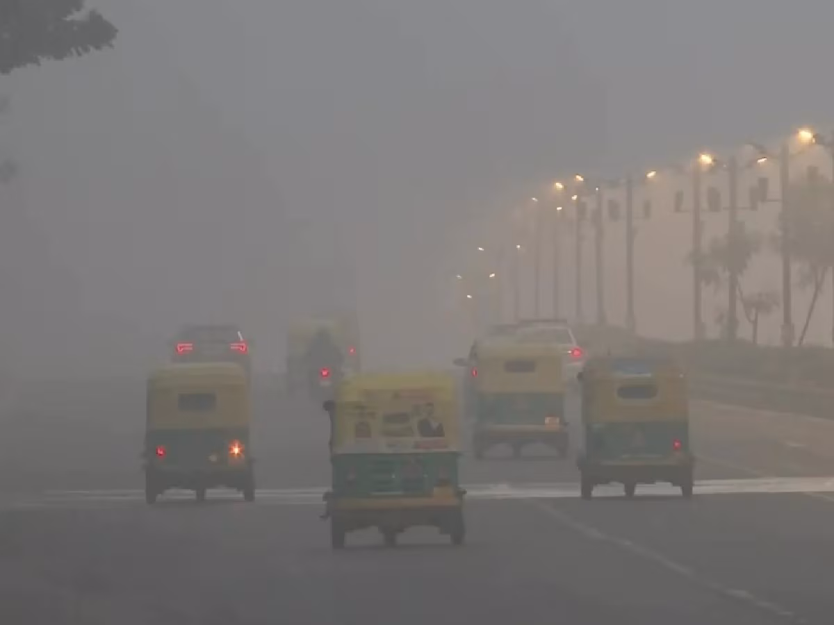 लखनऊ में घना कोहरा