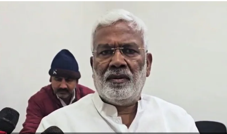 मंत्री स्वतंत्र देव