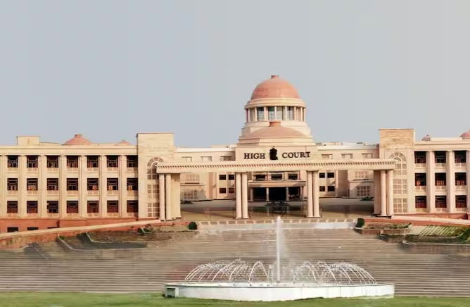 लखनऊ बेंच में इलाहाबाद हाई कोर्ट की कार्यवाही,