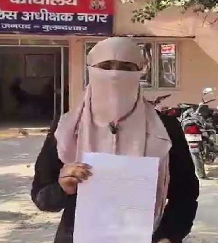 Woman influencer alleges harassment by head constable